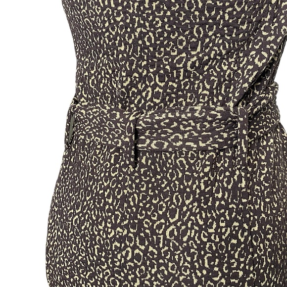 Ann Taylor Sleeveless Belted Leopard Stretch Animal Print Belt Top - Picture 7 of 9